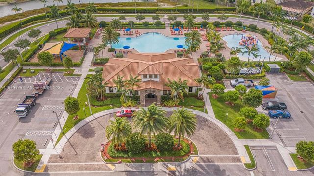 642 SE 37th Pl, Homestead, FL 33033