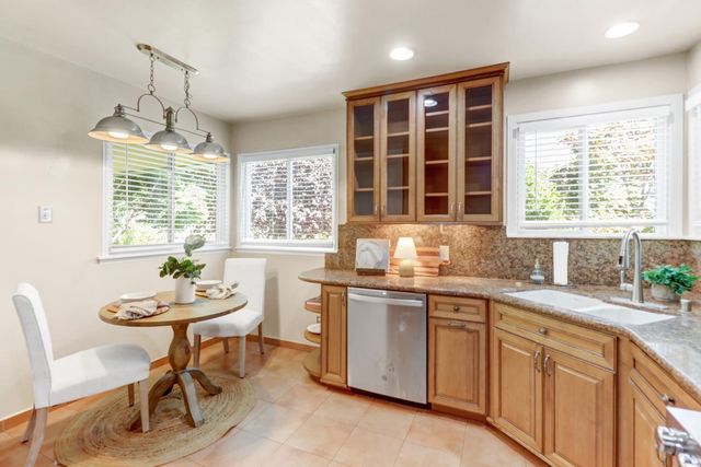 2780 63rd St, Sacramento, CA 95817