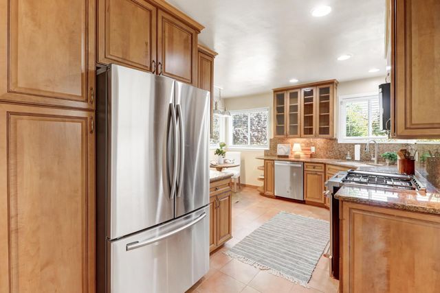 2780 63rd St, Sacramento, CA 95817
