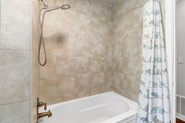 2780 63rd St, Sacramento, CA 95817