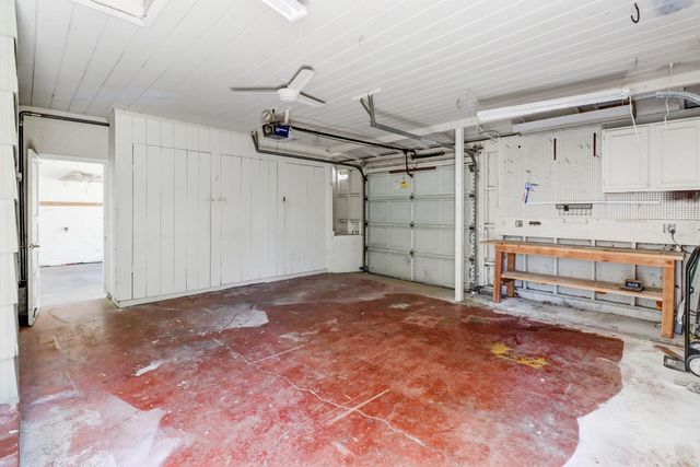 2780 63rd St, Sacramento, CA 95817