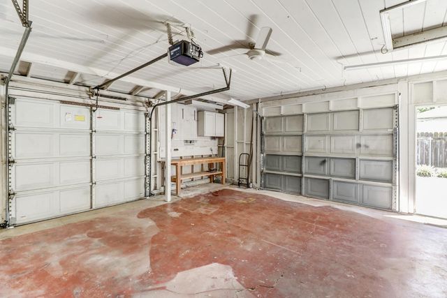 2780 63rd St, Sacramento, CA 95817
