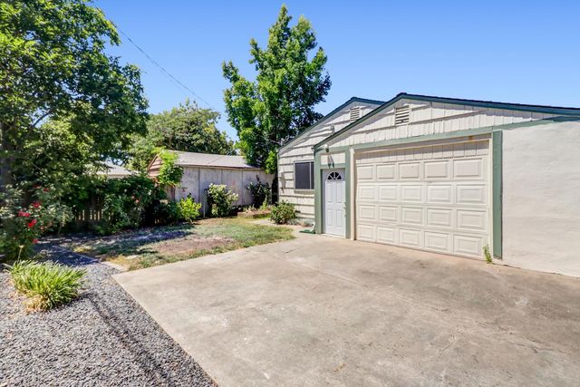 2780 63rd St, Sacramento, CA 95817