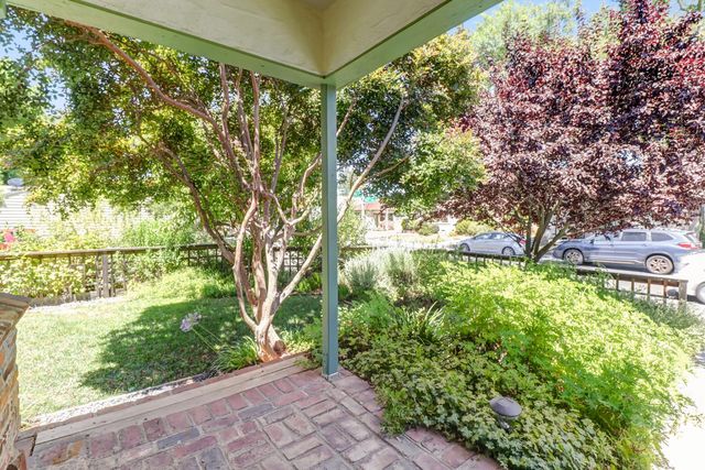 2780 63rd St, Sacramento, CA 95817