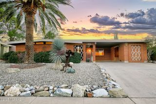2240 S Camino Seco, Tucson, AZ 85710