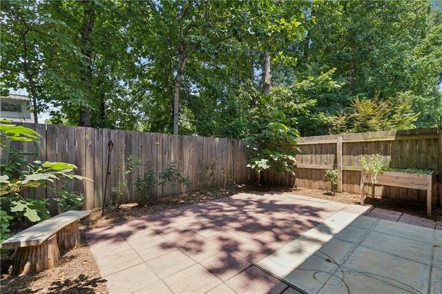1356 Rietveld Row NW, Atlanta, GA 30318