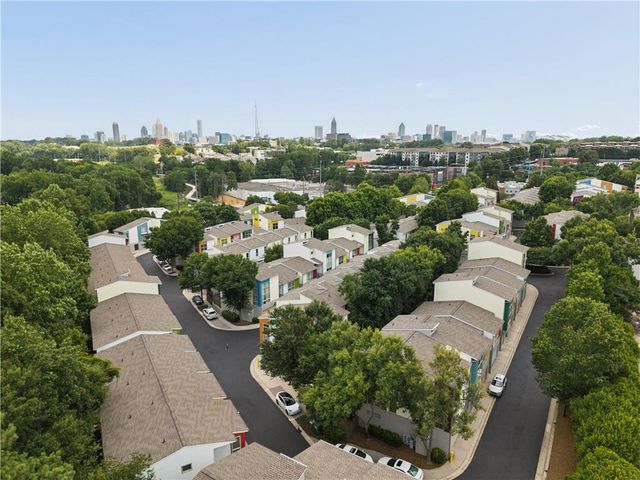 1356 Rietveld Row NW, Atlanta, GA 30318