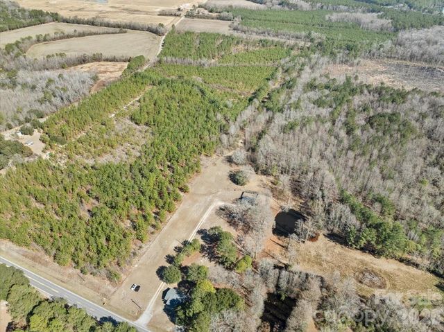 2431 Highway 52 Highway S, Cheraw, SC 29520