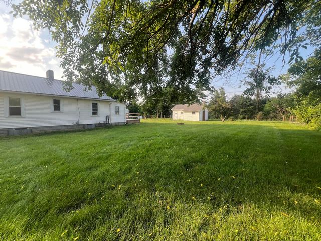 2135 Whitman Avenue, Zanesville, OH 43701