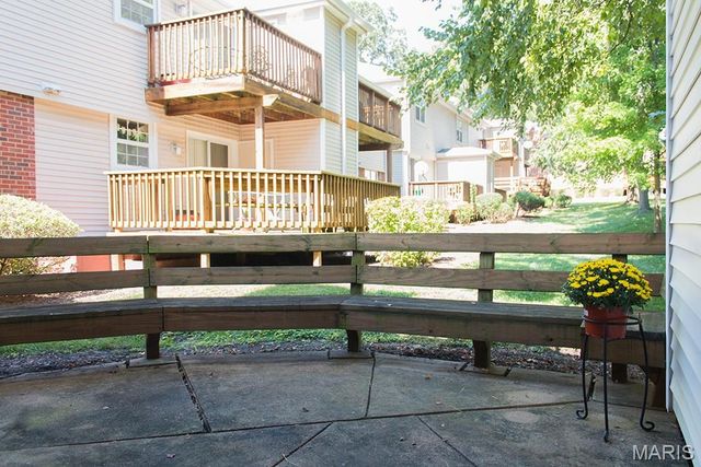 9071 Wrenwood Lane, Brentwood, MO 63144