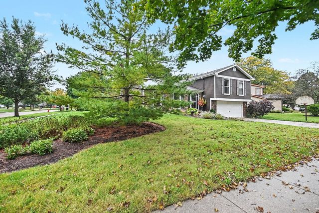 1021 Colony Drive, Crystal Lake, IL 60014
