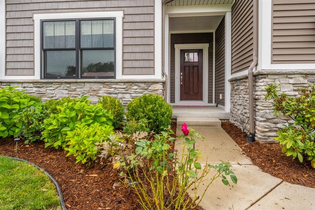 1874 Fox Prairie Road, Saint Joseph, MI 49085