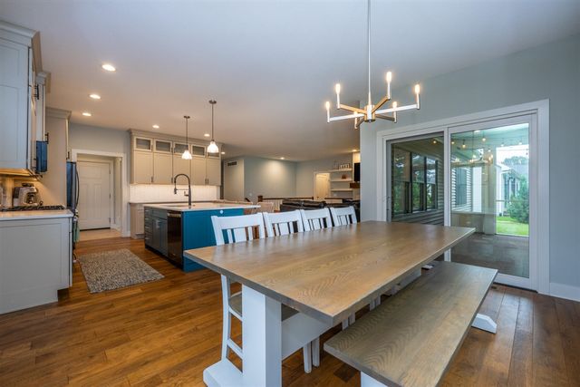 1874 Fox Prairie Road, Saint Joseph, MI 49085
