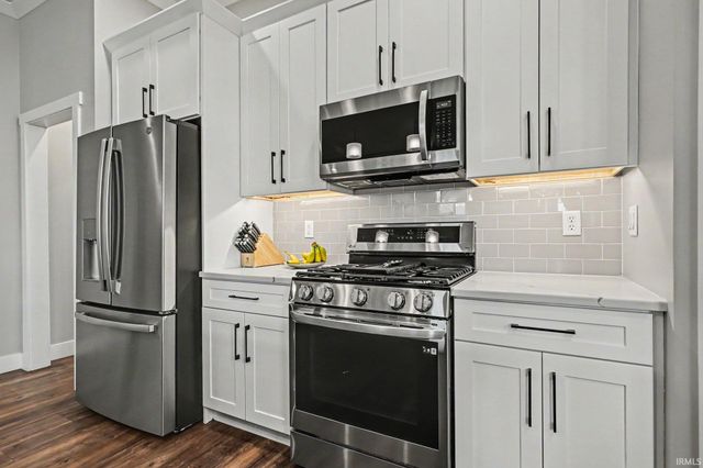 11391 Carson City Drive, Osceola, IN 46561