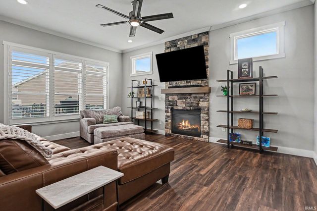 11391 Carson City Drive, Osceola, IN 46561