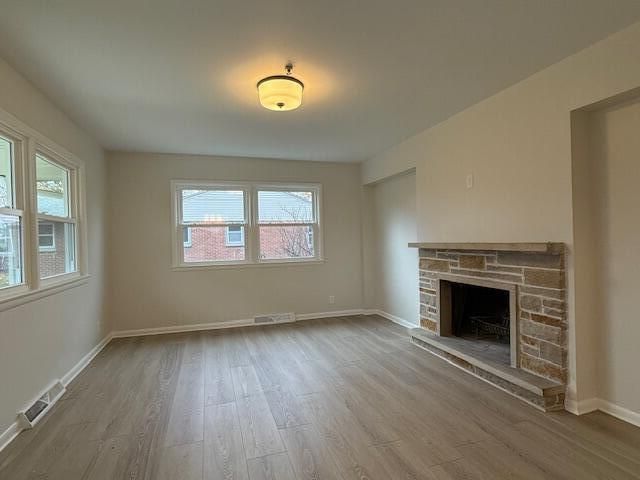 6936 N Braeburn LANE, Glendale, WI 53209