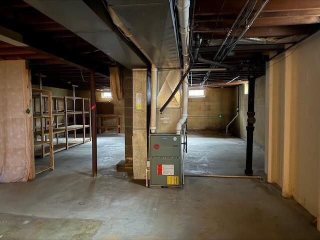 6936 N Braeburn LANE, Glendale, WI 53209