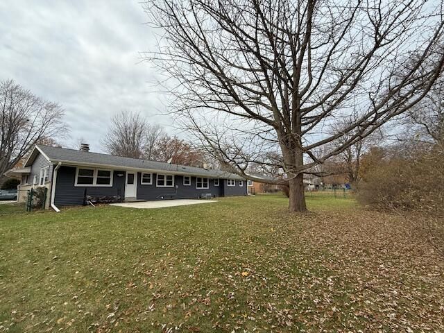 6936 N Braeburn LANE, Glendale, WI 53209