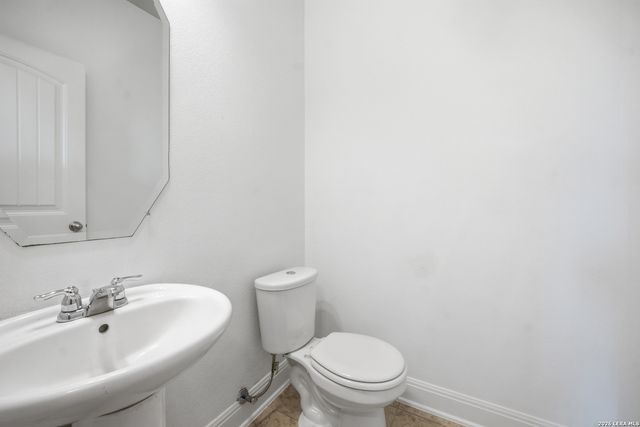 10403 Dakota River, Converse, TX 78105