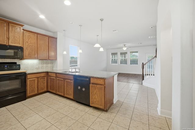 10403 Dakota River, Converse, TX 78105