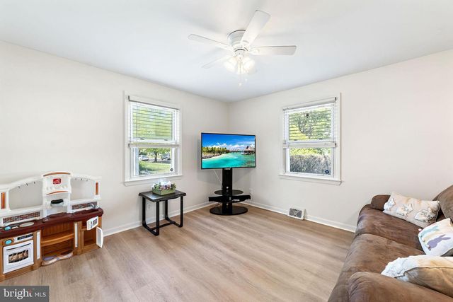 607 FRANKLIN AVENUE, Cherry Hill, NJ 08002