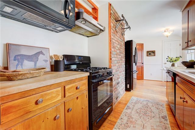 43 Crystal Spring Lane, Perinton, NY 14450