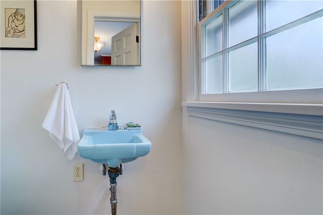 43 Crystal Spring Lane, Perinton, NY 14450