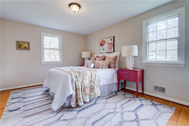 43 Crystal Spring Lane, Perinton, NY 14450