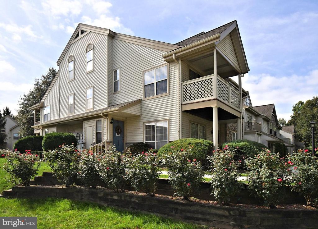 1808 FOXMEADOW CIR #CONDO 1808, Royersford, PA 19468