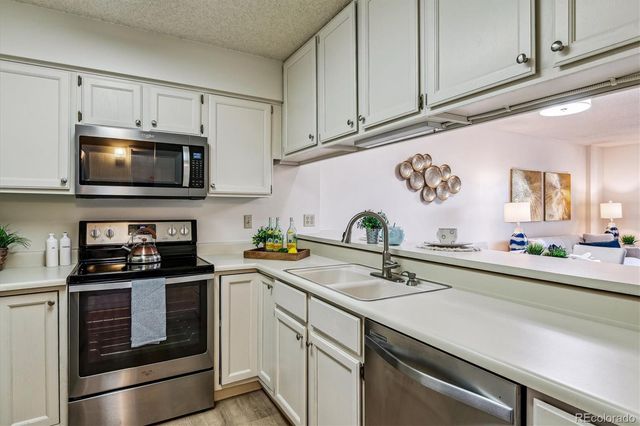 7420 E Quincy Avenue 304, Denver, CO 80237