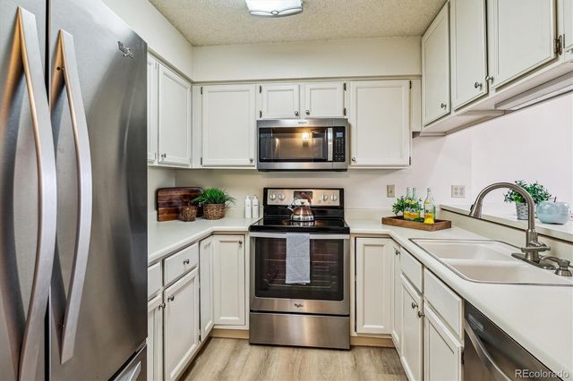 7420 E Quincy Avenue 304, Denver, CO 80237