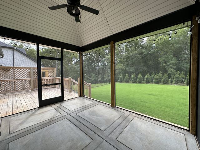 1592 Charles Bell Rd, Clarksville, TN 37040