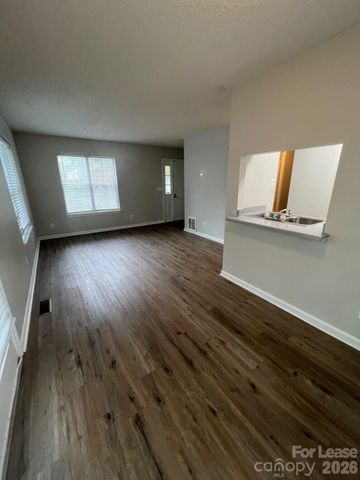 8014 Pleasant Grove Road B, Charlotte, NC 28216