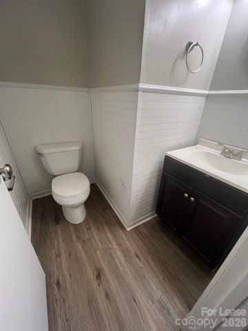 8014 Pleasant Grove Road B, Charlotte, NC 28216