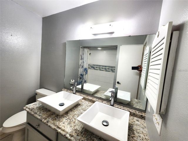 2033 QUINTILIS CT, Deltona, FL 32738