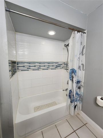 2033 QUINTILIS CT, Deltona, FL 32738