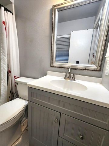 2033 QUINTILIS CT, Deltona, FL 32738