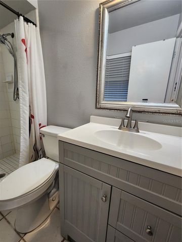 2033 QUINTILIS CT, Deltona, FL 32738