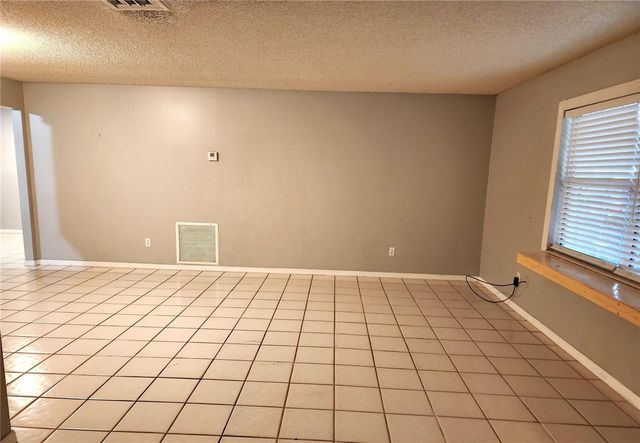 2033 QUINTILIS CT, Deltona, FL 32738