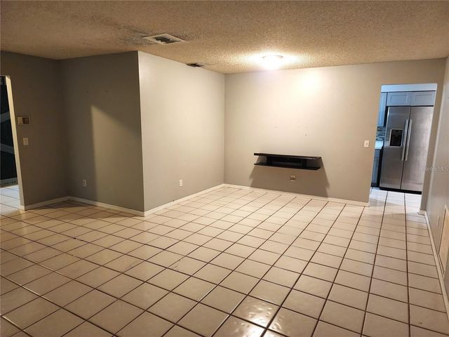 2033 QUINTILIS CT, Deltona, FL 32738