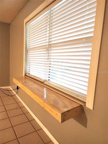 2033 QUINTILIS CT, Deltona, FL 32738