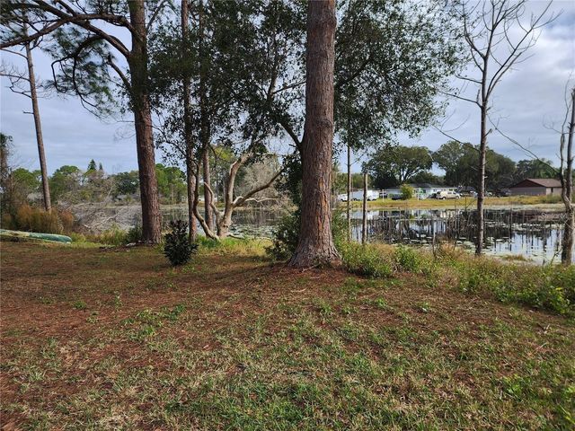 2033 QUINTILIS CT, Deltona, FL 32738