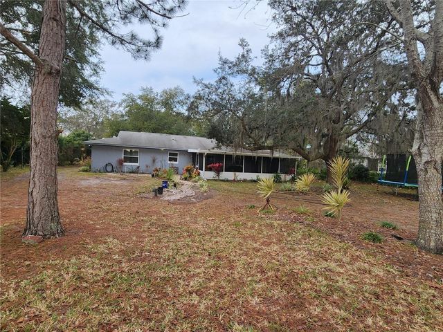 2033 QUINTILIS CT, Deltona, FL 32738
