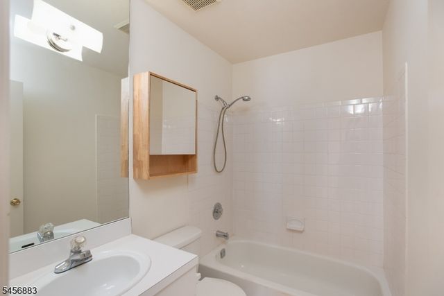 3722 Bloomingdale Dr, Hillsborough Twp., NJ 08844