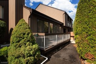 3722 Bloomingdale Dr, Hillsborough Twp., NJ 08844