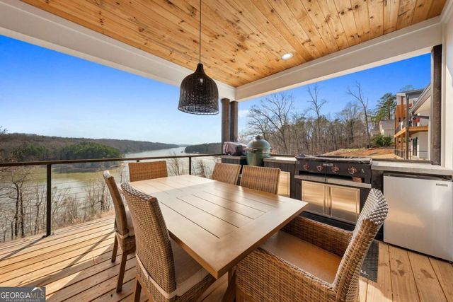 4238 Bayridge Drive, Gainesville, GA 30506