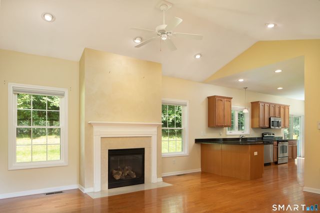 254 Cider Mill Crossing, Torrington, CT 06790