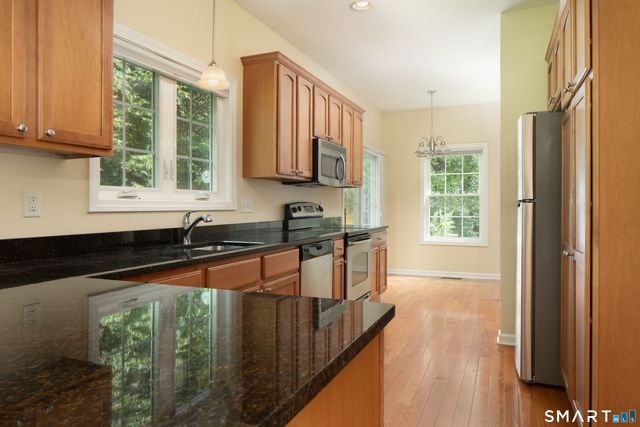 254 Cider Mill Crossing, Torrington, CT 06790