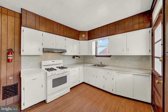 716 E 2ND ST, Birdsboro, PA 19508