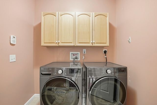 19 Brook Lane 19, Berlin, MA 01503